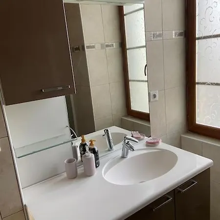 Notre Petite Maison Dans La Prairie *