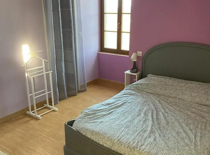 Notre Petite Maison Dans La Prairie Dom wakacyjny Saint-Germain-du-Bel-Air