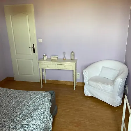 Holiday home Notre Petite Maison Dans La Prairie